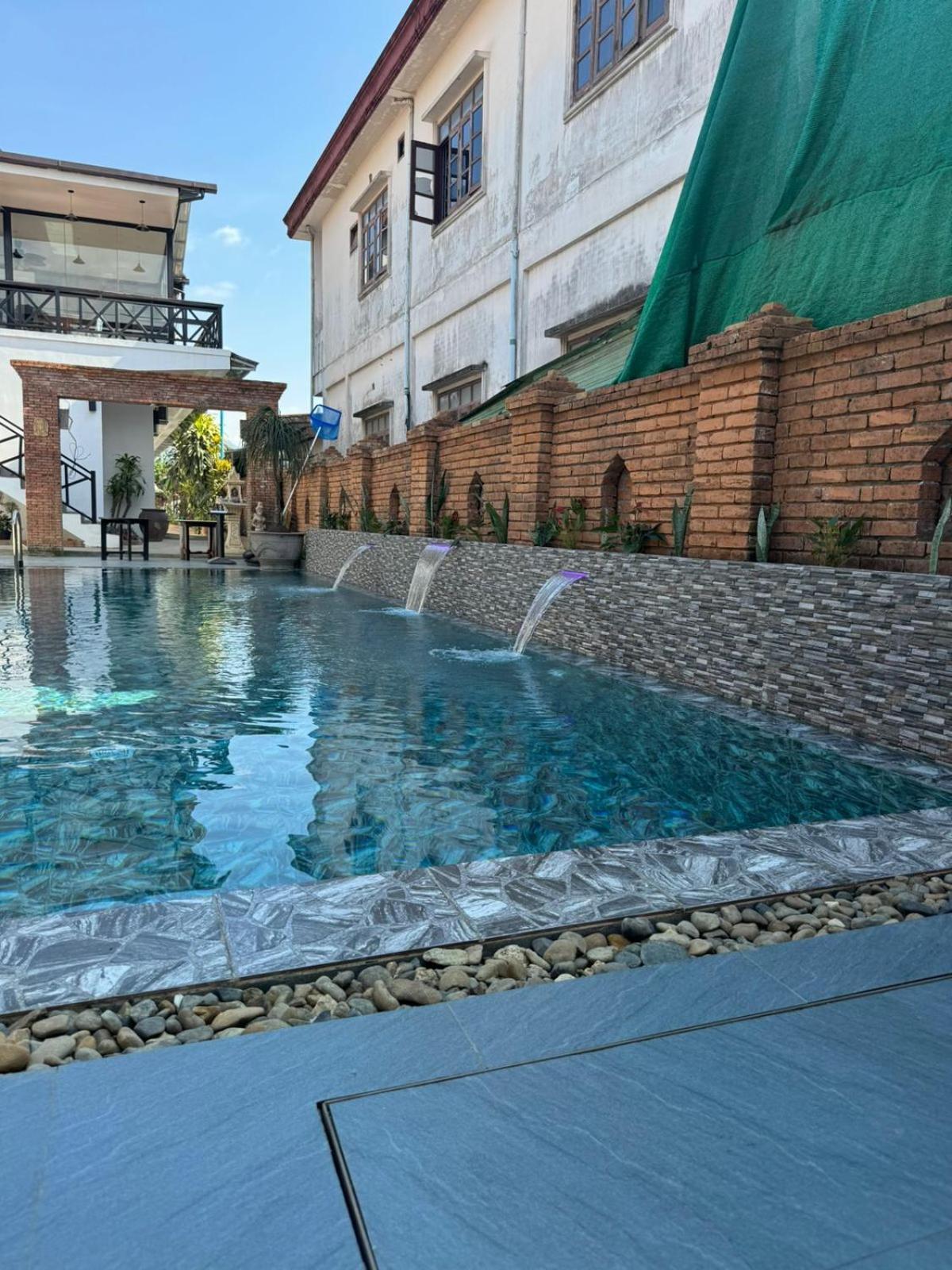 Win Hotel Ванг-В'єнг Екстер'єр фото