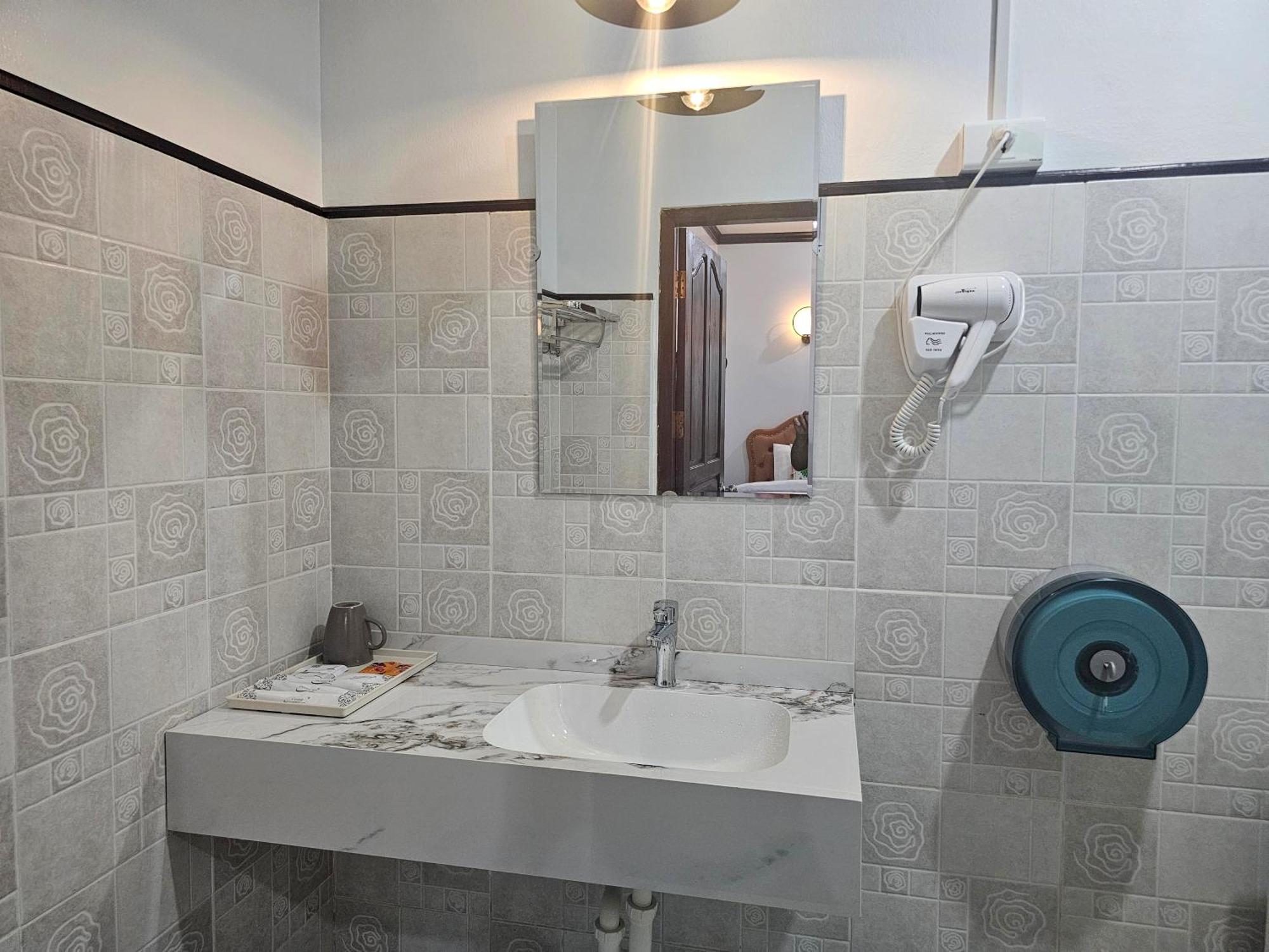 Win Hotel Ванг-В'єнг Екстер'єр фото