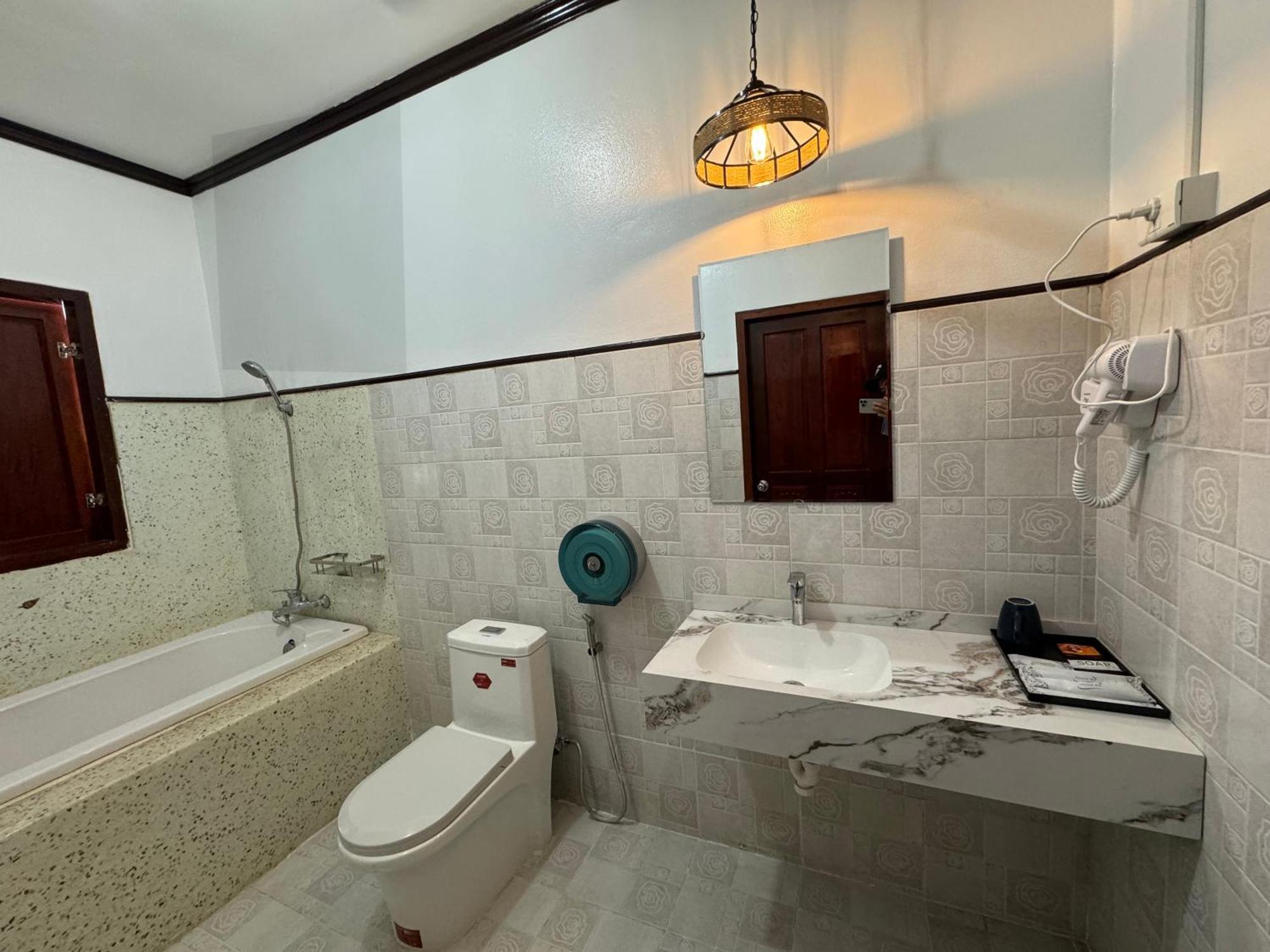 Win Hotel Ванг-В'єнг Екстер'єр фото