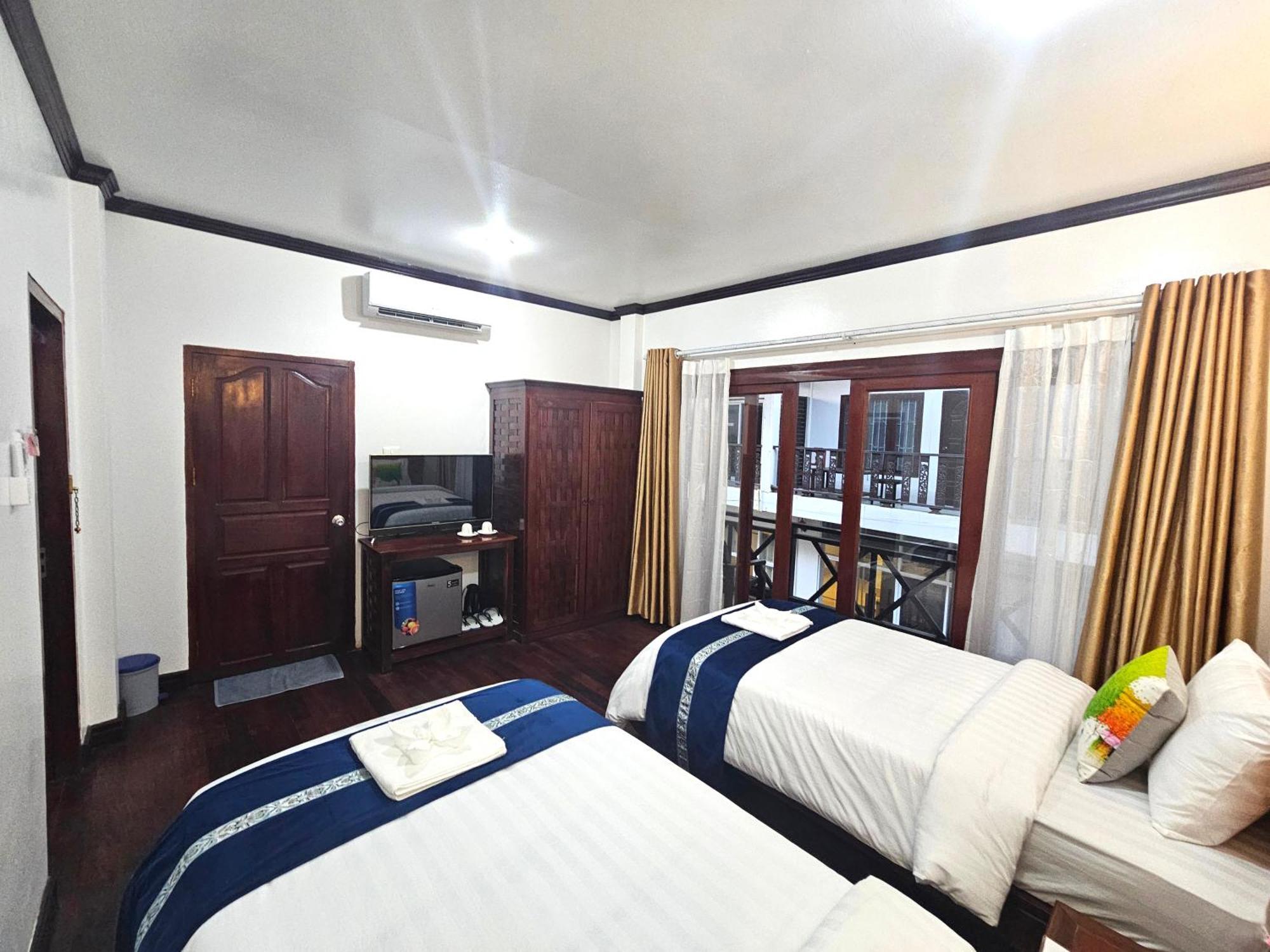 Win Hotel Ванг-В'єнг Екстер'єр фото