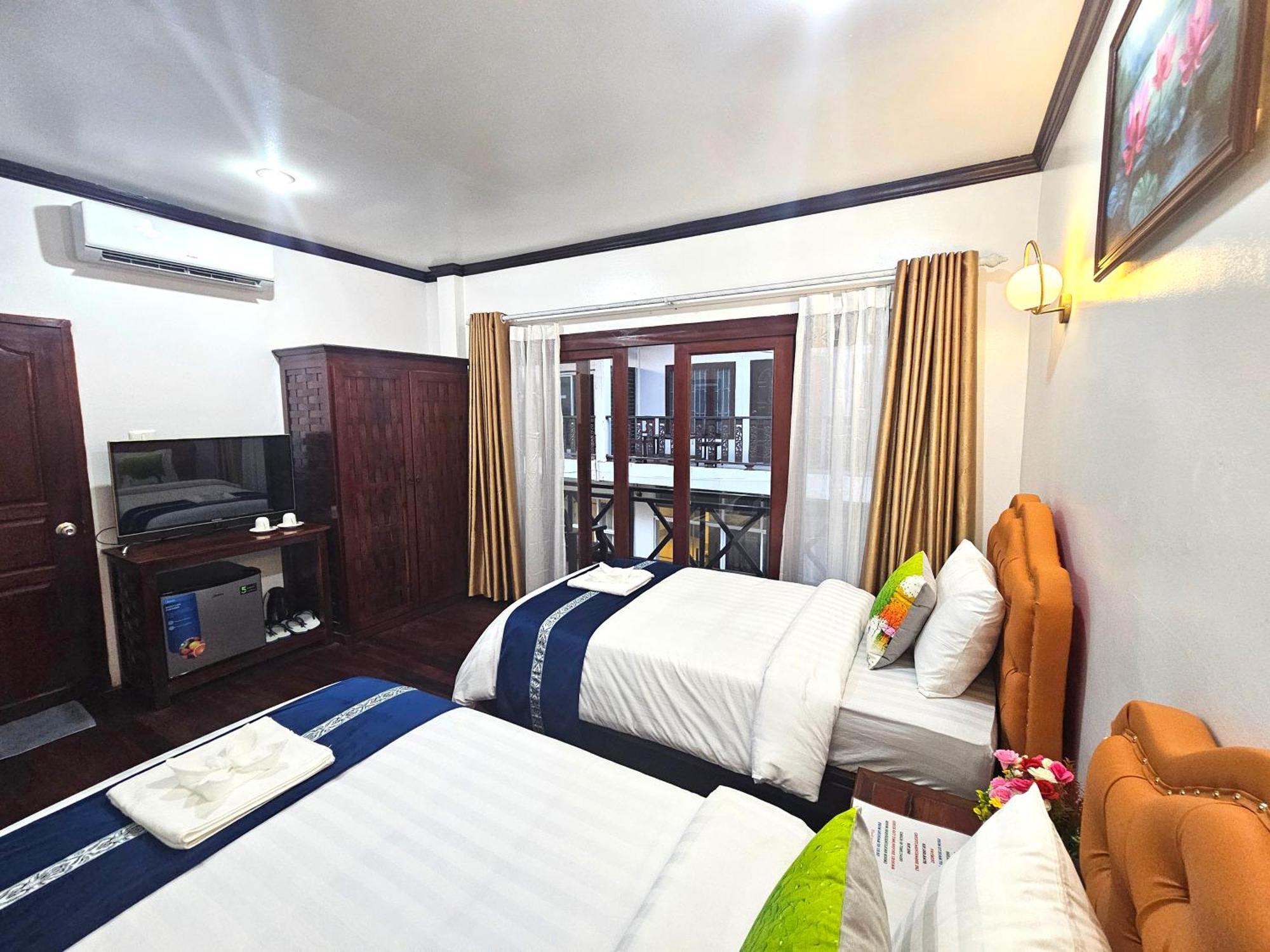 Win Hotel Ванг-В'єнг Екстер'єр фото